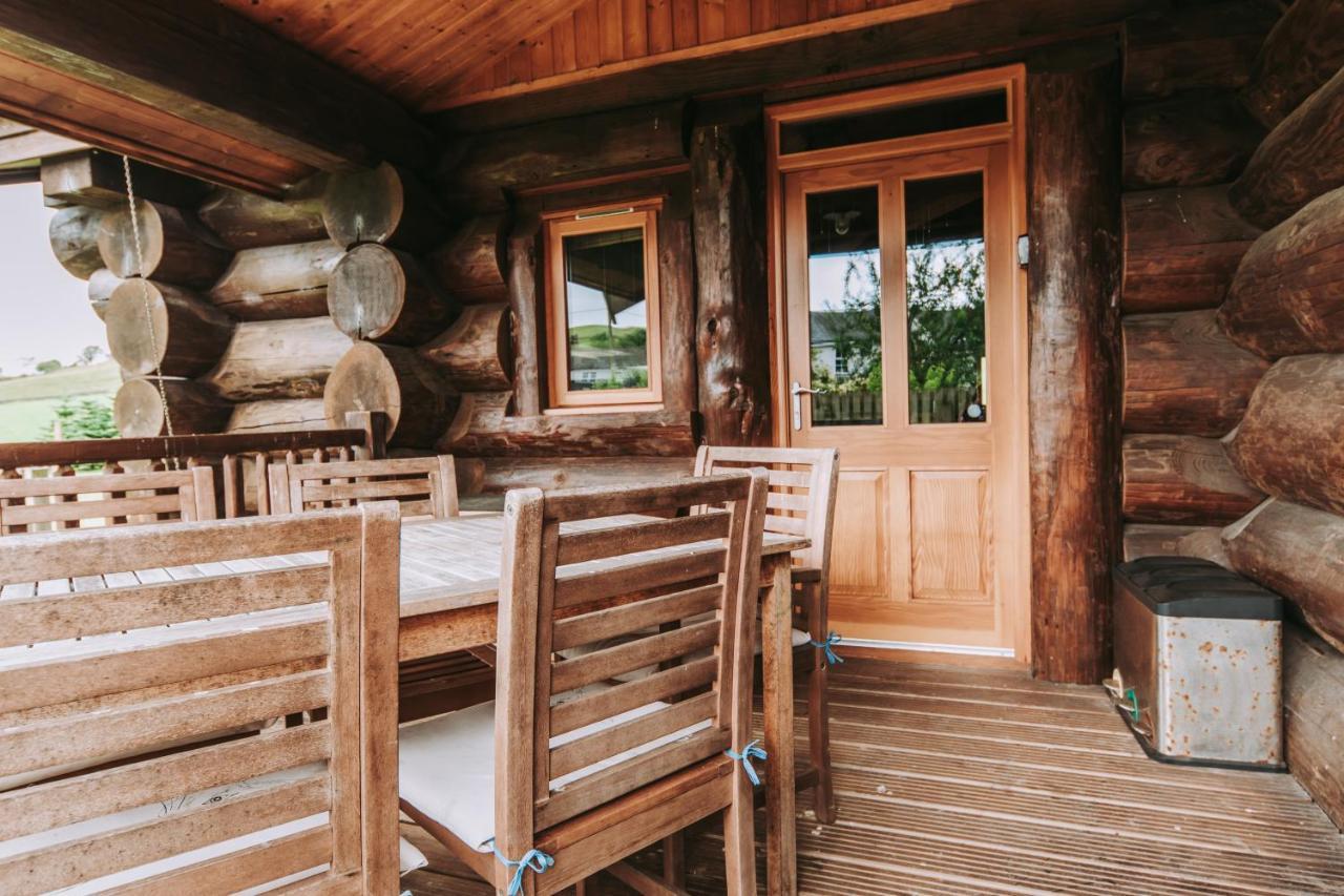 Newland Valley Log Cabins Ulverston Exterior photo